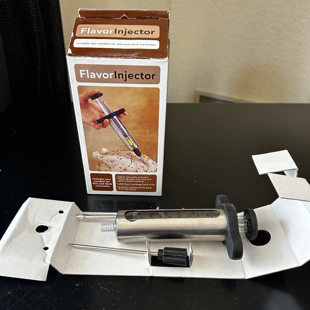 Flavor Injector Stainless Steel with 2 Needles. NIB
